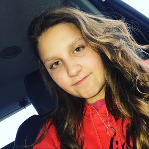 Meet your Posher, Laney